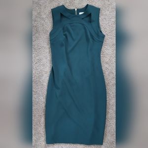Like New Emerald Green Mid-Thigh Women's Size 6 Sleeveless Cutout Neck Dress